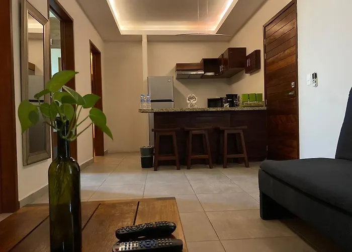 Aquastar Hotel & Apartments